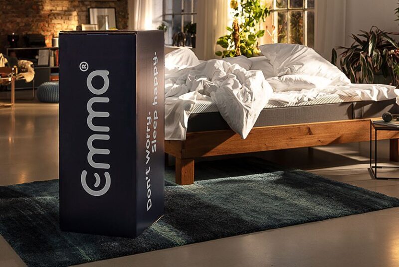 Colchão Emma embalado à vacuo, no conceito bed-in-the-box